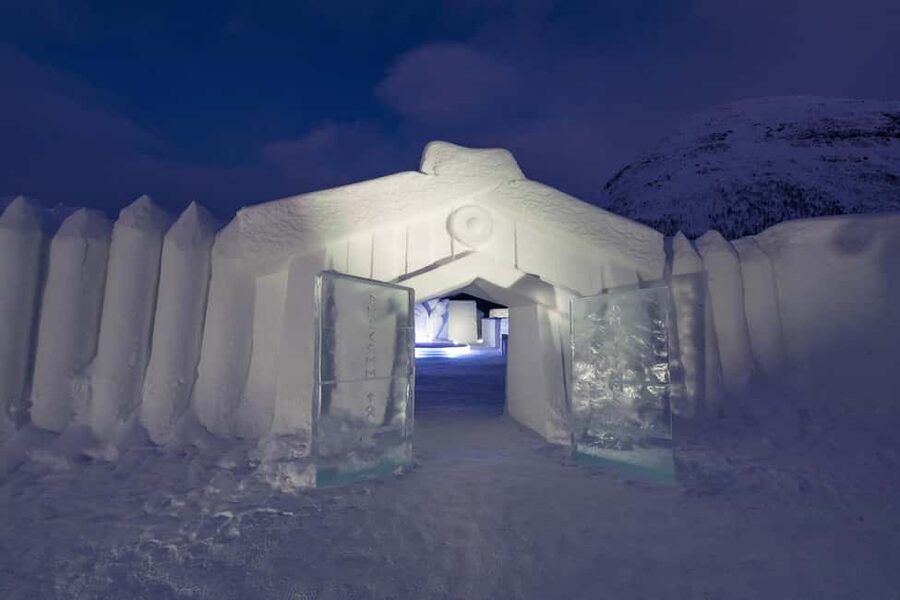 From Tromsø: Ice Domes Snow Park and Wilderness Experience - Tandem skiing and mini winter challenges, the part that surprises people