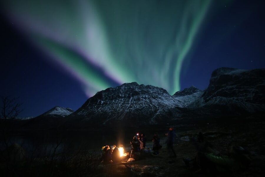 From Tromso: Northern Lights Photography Tour - A realistic picture of the night’s flow, from safety briefing to return