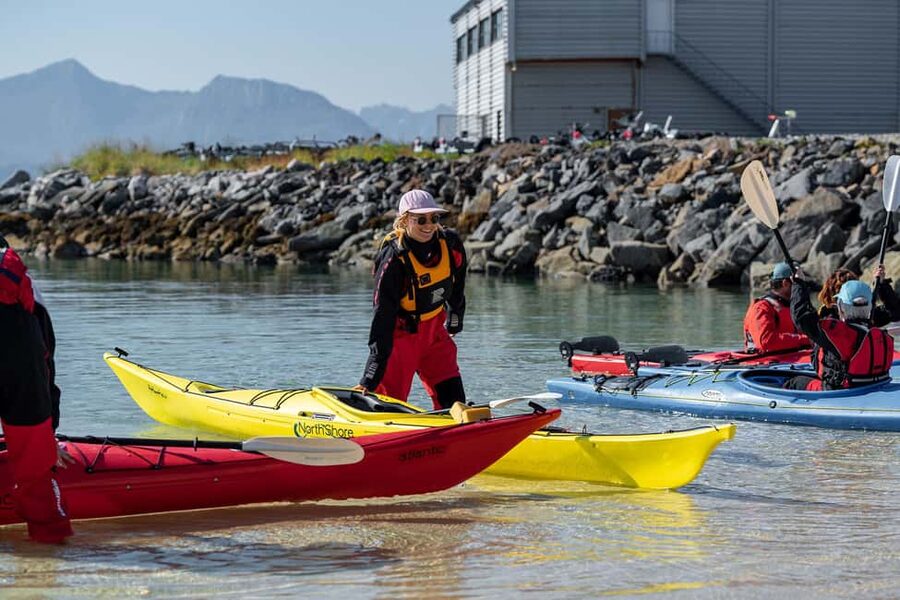 From Tromsø: Sea Kayaking Tour at Sommarøy - Sommarøy Kayaking Basics: Why This Area Works