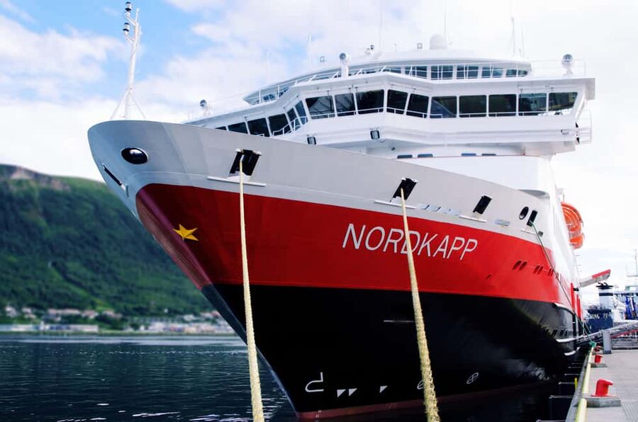 From Tromsø: Tromsø Highlights & History Tour With E-Bike - Elverhøy Kirke and Prestvannet Lake: small stops with real atmosphere