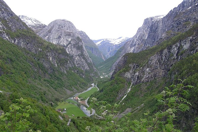 Full Day Guided Roundtrip From Bergen To Sognefjord With Flam Railway - Who this tour suits best (and who might prefer DIY)