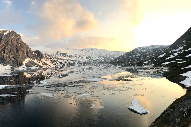 Geiranger: Excursions.no Mount Dalsnibba & Eagle's Bend - Geiranger Skywalk and Mount Dalsnibba: the 1500 m viewpoint hit (or a smart substitute)