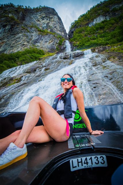 Geiranger: Guided Geirangerfjord Boat Tour - Price and value: is $88 worth it for a splashy fjord hit?