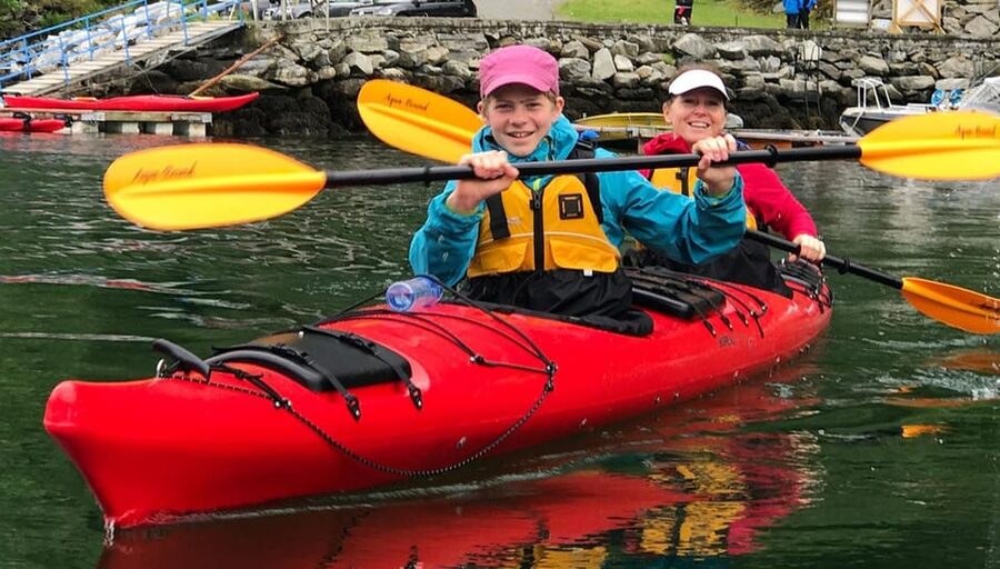 Geiranger: Kayak tour with guide - Where the best photos happen (and how to set yourself up)