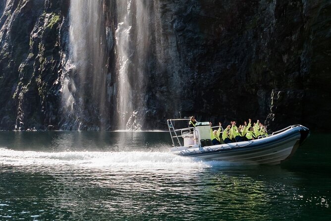 Geiranger: RIB Fjordsafari Geirangefjord - The Ride Setup: What’s Provided, What You Bring