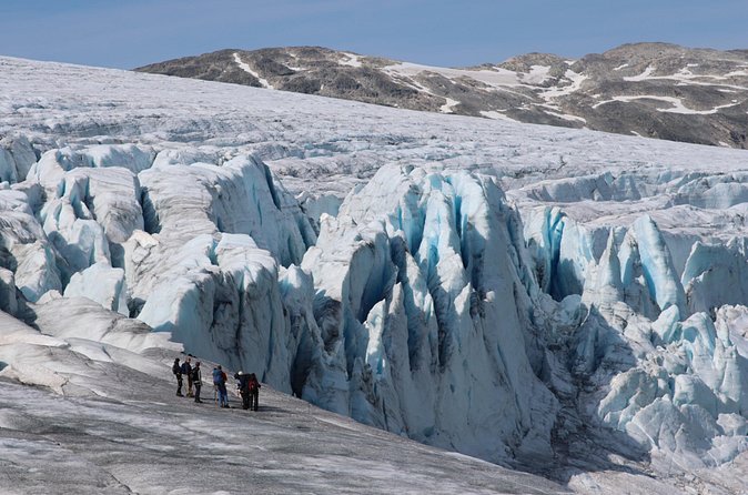 Glacier Half Day Tour on Stygge - Who should book this glacier half day, and who should skip it