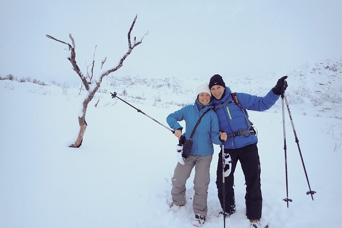 Guided easy snowshoeing with a visit to local café - What You’re Paying For, and Whether It’s Good Value