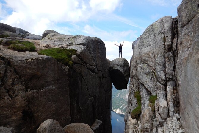 Guided hike to Kjerag and Kjeragbolten - Who should book this Kjerag and Kjeragbolten hike