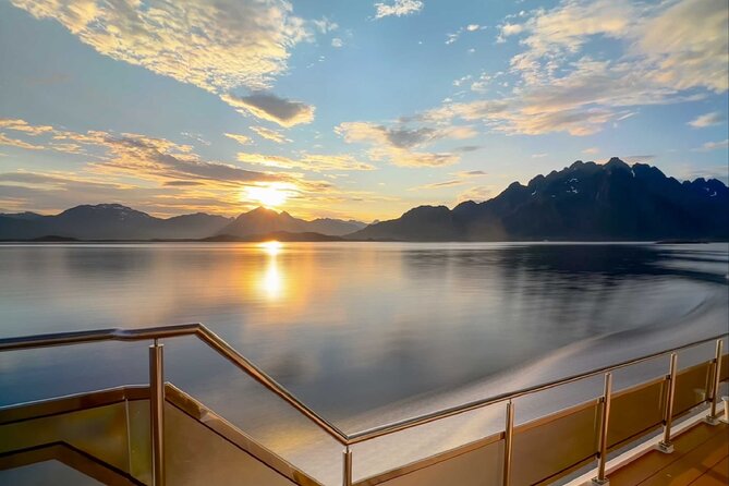 Guided Summer Arctic Light Cruise from Tromsø - Getting on Brim Explorer, and What 4 Hours Really Buys You