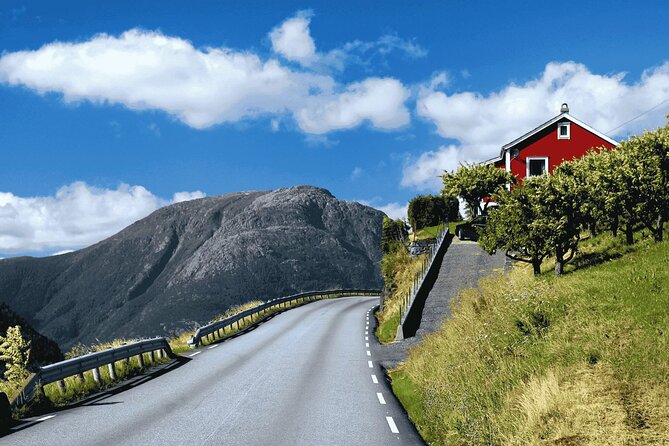 Guided tour to Hardangerfjord with Waterfalls and Ferry Crossing - Kvandal to Utne ferry crossing: why this part feels like Norway