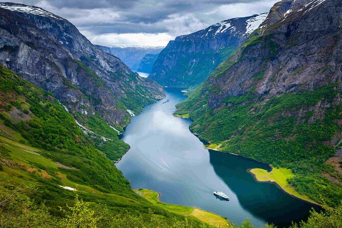 Guided tour to Viking Village, Nærøyfjorden Cruise & Flåm Railway - Key highlights worth caring about