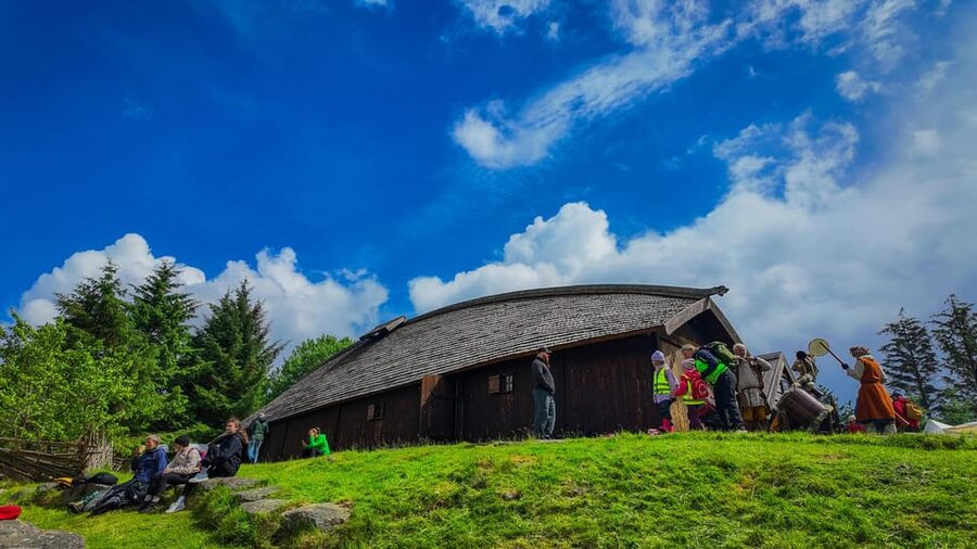 Haugesund Viking Cruise - The Viking Farm and Viking Planet - The Viking Farm at Bukkøy: how the village experience works in real time