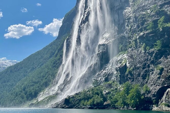 Hellesylt Sightseeing Boat Geirangerfjord - Seven Sisters, Bridal Veil, and The Suitor: what you’re seeing from the water