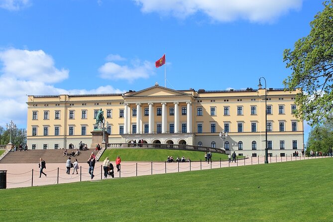 History and Secrets of Oslo Tour - Bankplassen, Norway’s Economy, and a Modern-Capital Reality Check