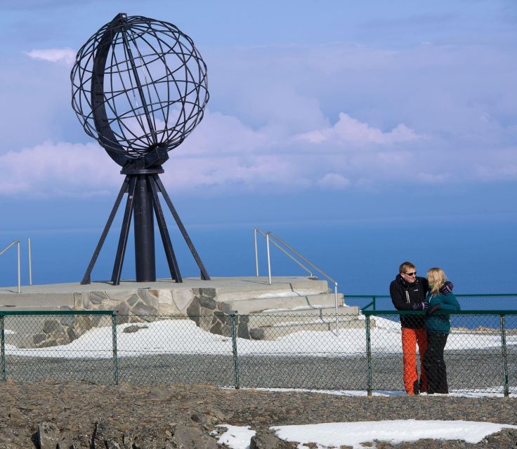 Honningsvåg: North Cape Winter Excursion with Entry Ticket - If the road closes: the optional Aurora-style alternative