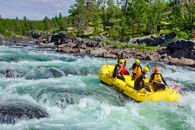Intermediate Difficulty Level Rafting Experience in Dagali - English-Led Guides, Friendly Atmosphere, and a Real Sense of Team
