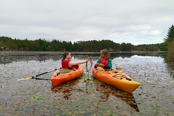 Kayaking in Aksdal - Meeting Turid by Aksdalsvannet in Aksdal
