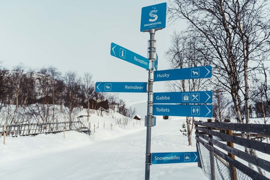 Kirkenes: Snowhotel Entrance Ticket - Kirkenes Snowhotel Entrance Ticket, what you are really buying