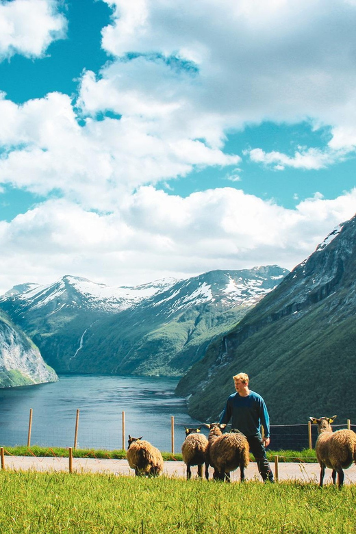 Ljøen, Hellesylt: Ljøen Farm Tour - Should you book the Ljøen Farm Tour?