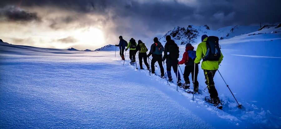 Lofoten: Half Day Snowshoe Tour - Hot drinks, snack breaks, and the Eggum and Lofoten story session