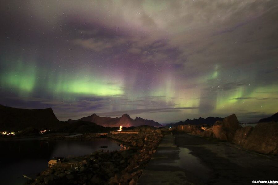 Lofoten: Northern Lights Tour with Photographer - Key things that make this Lofoten Northern Lights + photo tour work