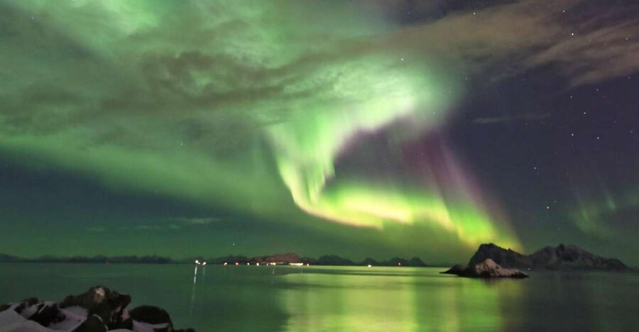 Lofoten: Northern Lights Tour with Photographer - Why Lofoten turns an aurora night into a real experience