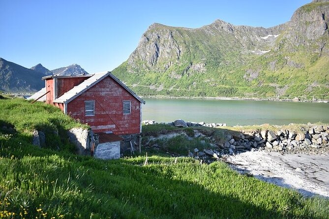 Lofoten VIP PRIVATE tour from Svolvaer - Rambergstranda Beach: the Copacabana-style stretch of sand