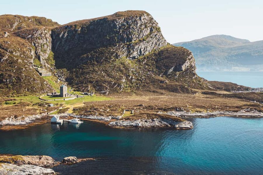 Måløy: Scenic boat tour with guided stop on Selja Monastery - Selja Island and Selja Monastery: what you will do on shore