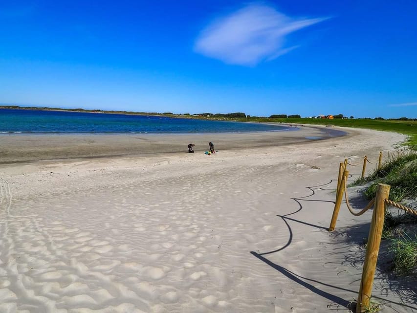 Molde - Get a feeling of the Atlantic Ocean - Farstadsanden Beach, dunes, and a guided walk you can customize