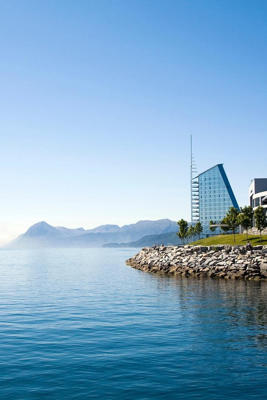 Molde - Guided kayak tour - Key highlights you will feel right away