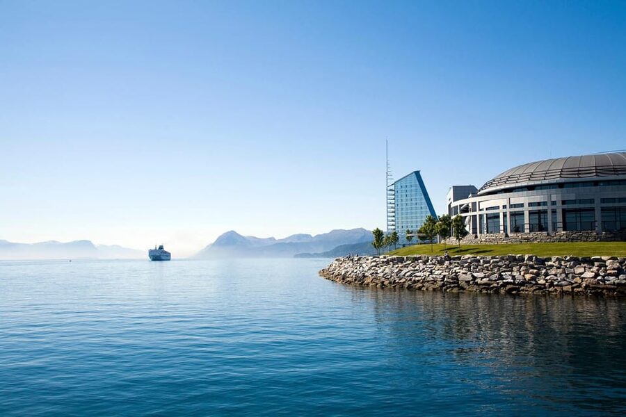 Molde - Guided kayak tour - Price and Value: Why $131 Per Person Can Be Fair
