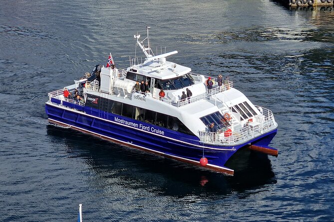 Mostraumen Fjord Cruise - the local operator - How the onboard experience holds up in rain, wind, and winter cold