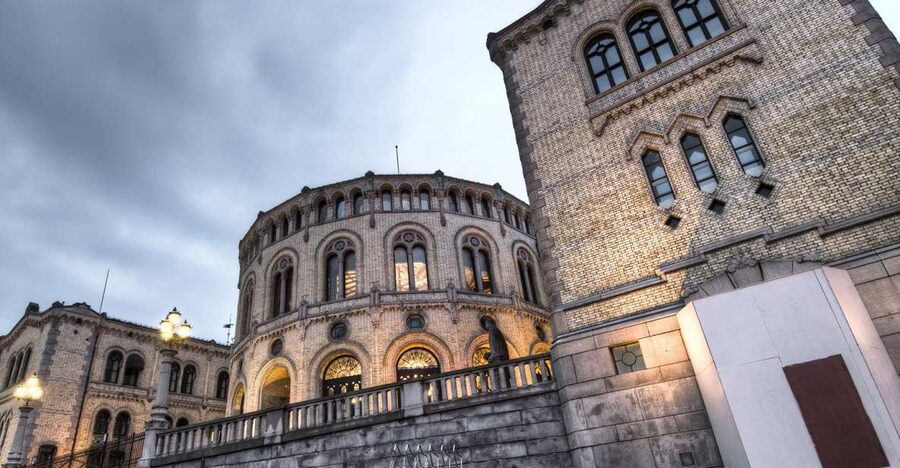 Myth and Legends Oslo Walking Tour - Akershus Fortress: the hidden part, and why it matters