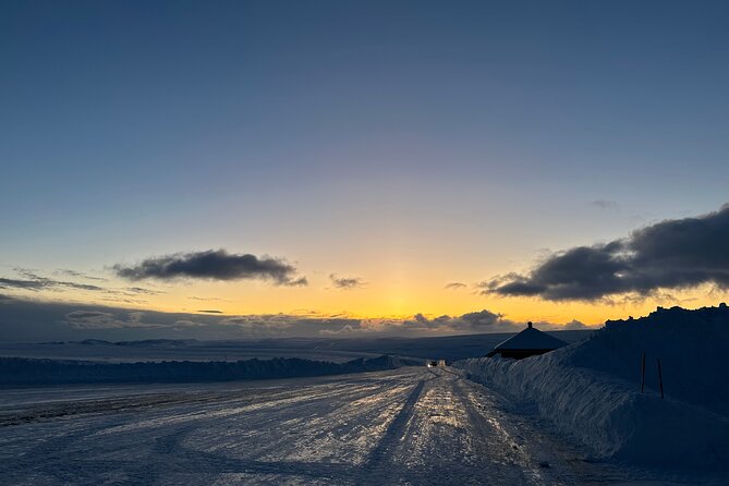 North Cape Winter Tour - English experience plus audio guidance: how Bernadette’s style matters