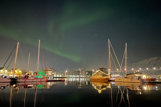 Northern Light Cruise With Luxury Catamaran in Tromso, Norway - Snacks, coffee, and the little comforts that change your experience