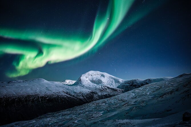 Northern Lights Adventure - How long is the night, and what that time buys you