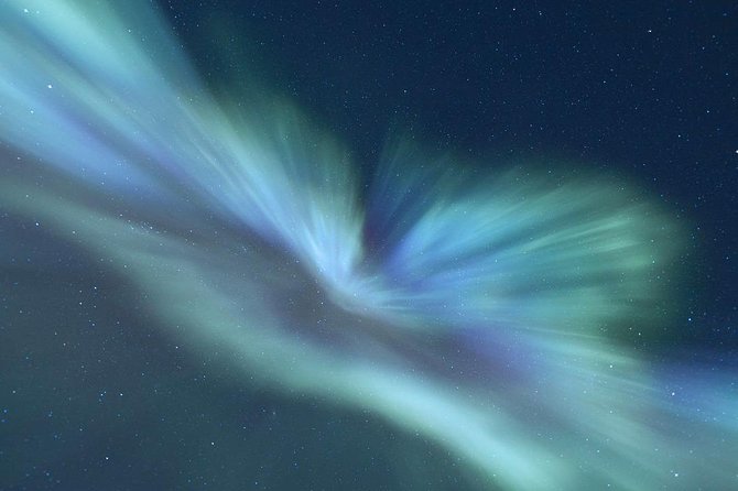 Northern Lights Big Bus Chase with Free Photos - Onboard Comfort and What You Need to Plan for
