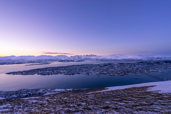 Northern lights cable car excursion - Fjellstua Café Og Restaurant: where you warm up and get ready to look up