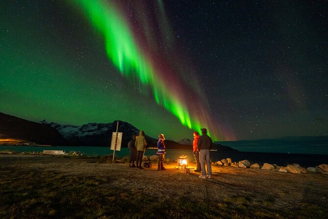Northern Lights Chase with Sámi & local storytelling - Getting out of Tromsø fast: the 6:00 pm start that matters