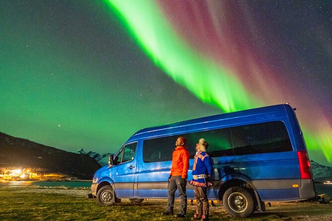Northern Lights Chase with Sámi & local storytelling - Warm food, warm hands: the campfire part you will remember