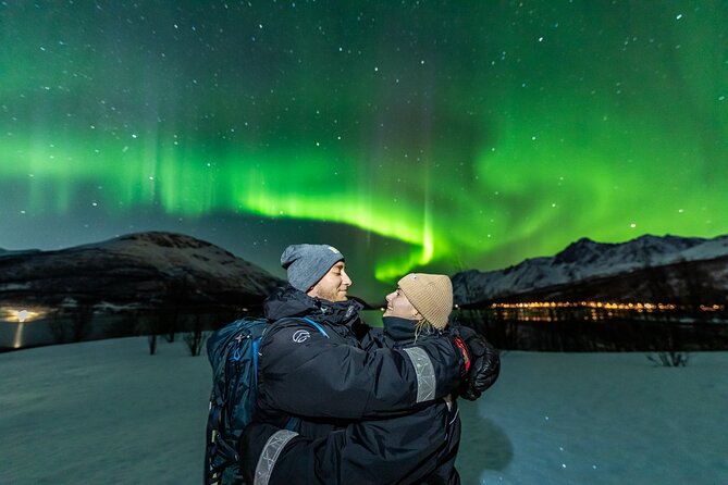 Northern Lights Minibus with Photos Dinner Warm suits - Key things that make this Northern Lights minibus night work