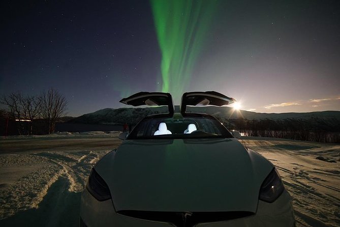 Northern lights - TeslaX Ecofriendly Car - Tromsø at 7:00 pm: the “timing plus weather” aurora reality check