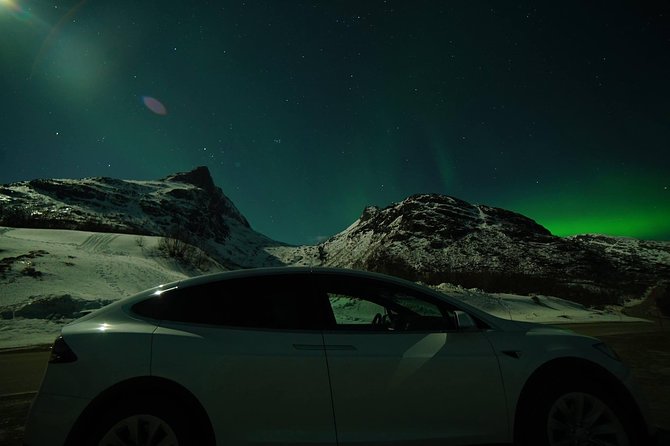 Northern lights - TeslaX Ecofriendly Car - Meeting point in Tromsø: Fredrik Langes gate 2, plan to arrive early