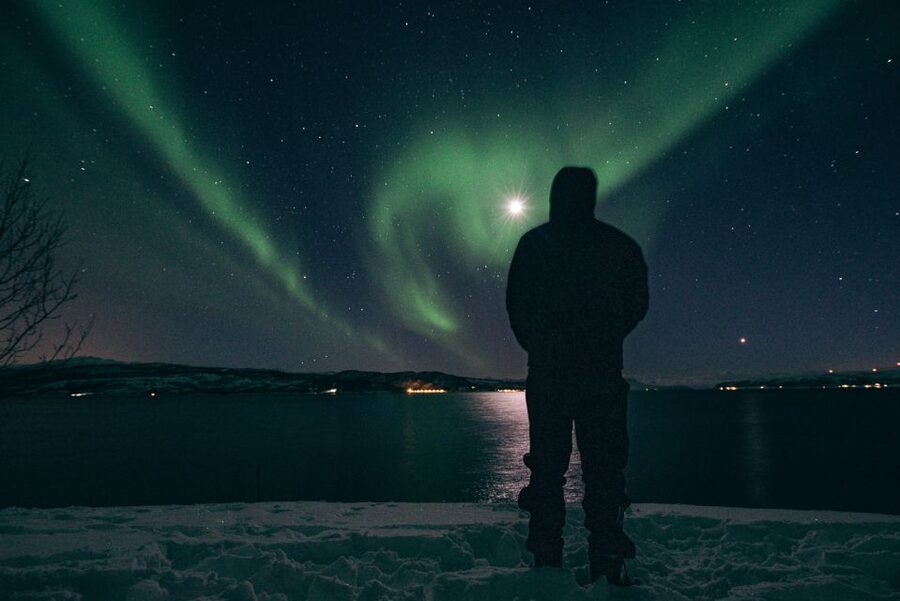 Northern lights Tromsø - small group tour with local guide - How the guide changes your odds, and why education matters
