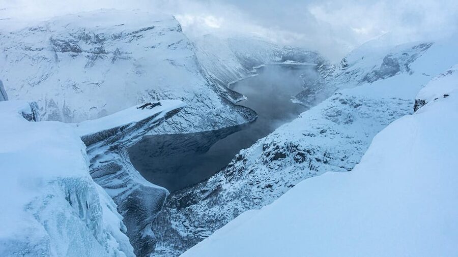 Odda: Trolltunga Winter Hike on Snowshoes - Switch to snowshoes, then conquer Gryteskar