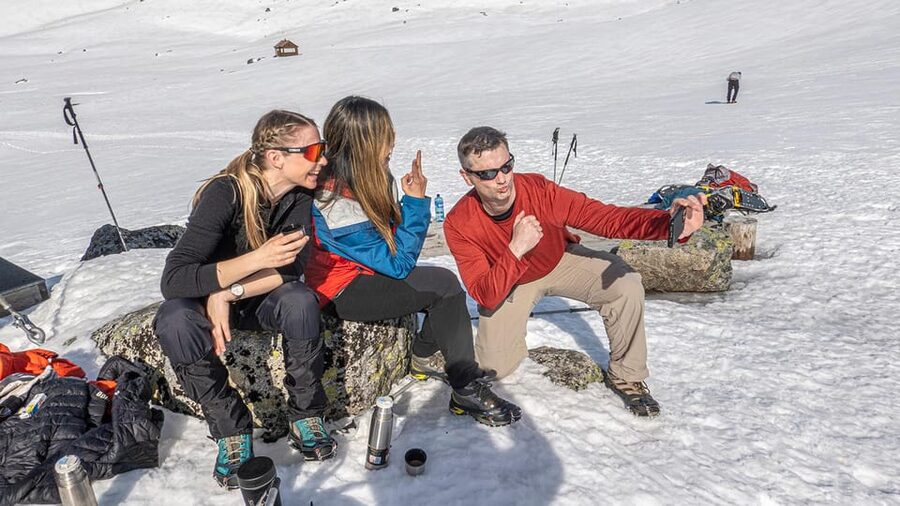 Odda: Trolltunga Winter Hike on Snowshoes - Arrive at Trolltunga, the winter version