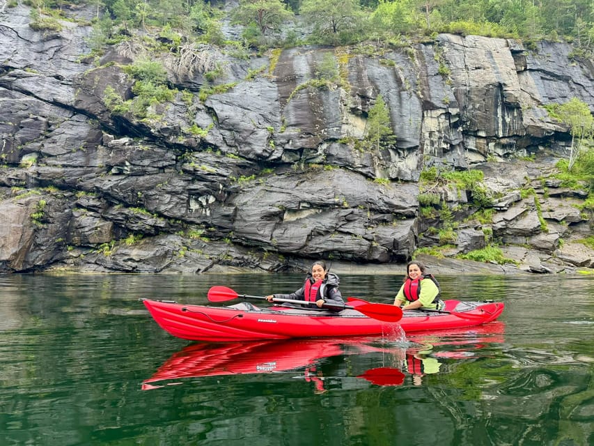 Olden: Experience Beginner-friendly Fjord Kayaking - Wildlife spotting and fjord views from a real working vantage point