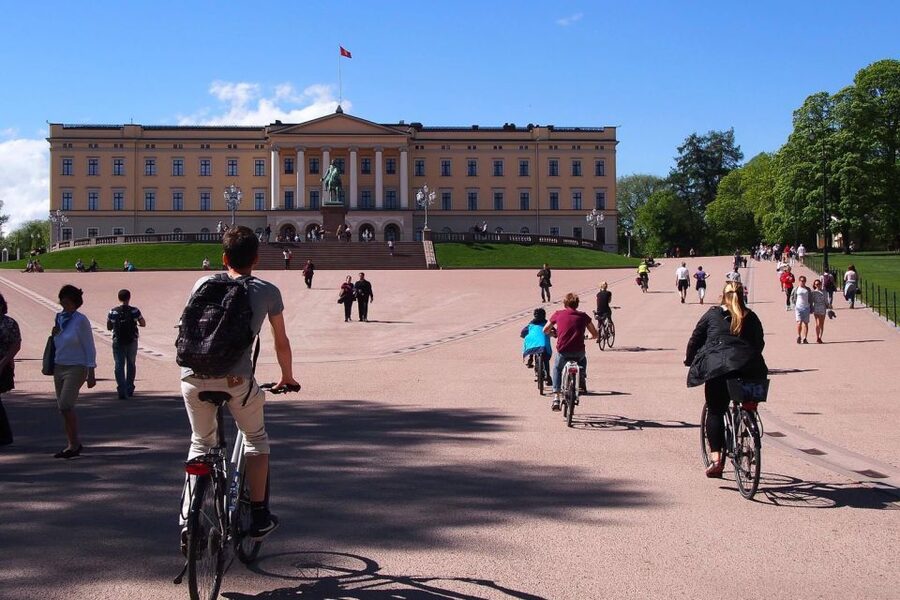 Oslo: 3-Hour Highlights Bike Tour - Getting your bearings fast in downtown Oslo