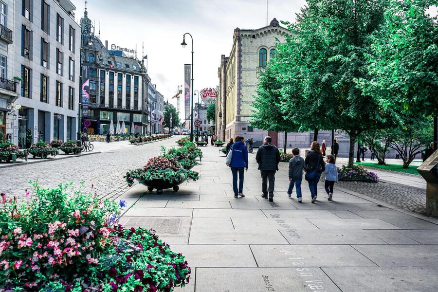 Oslo: 3-hour Highlights & Vigeland Park Private Walking Tour - Key points at a glance