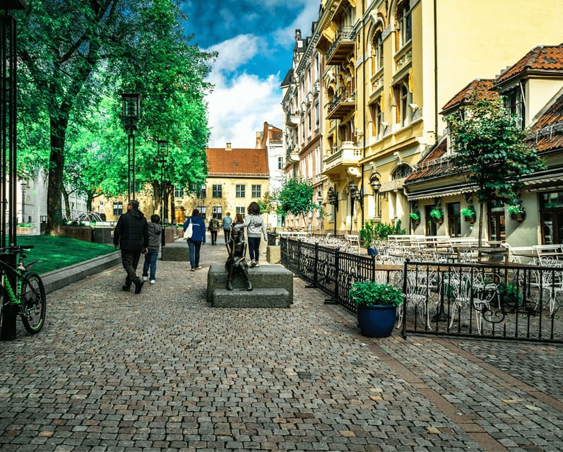 Oslo: 3-hour Highlights & Vigeland Park Private Walking Tour - Who this private Oslo highlights tour is best for